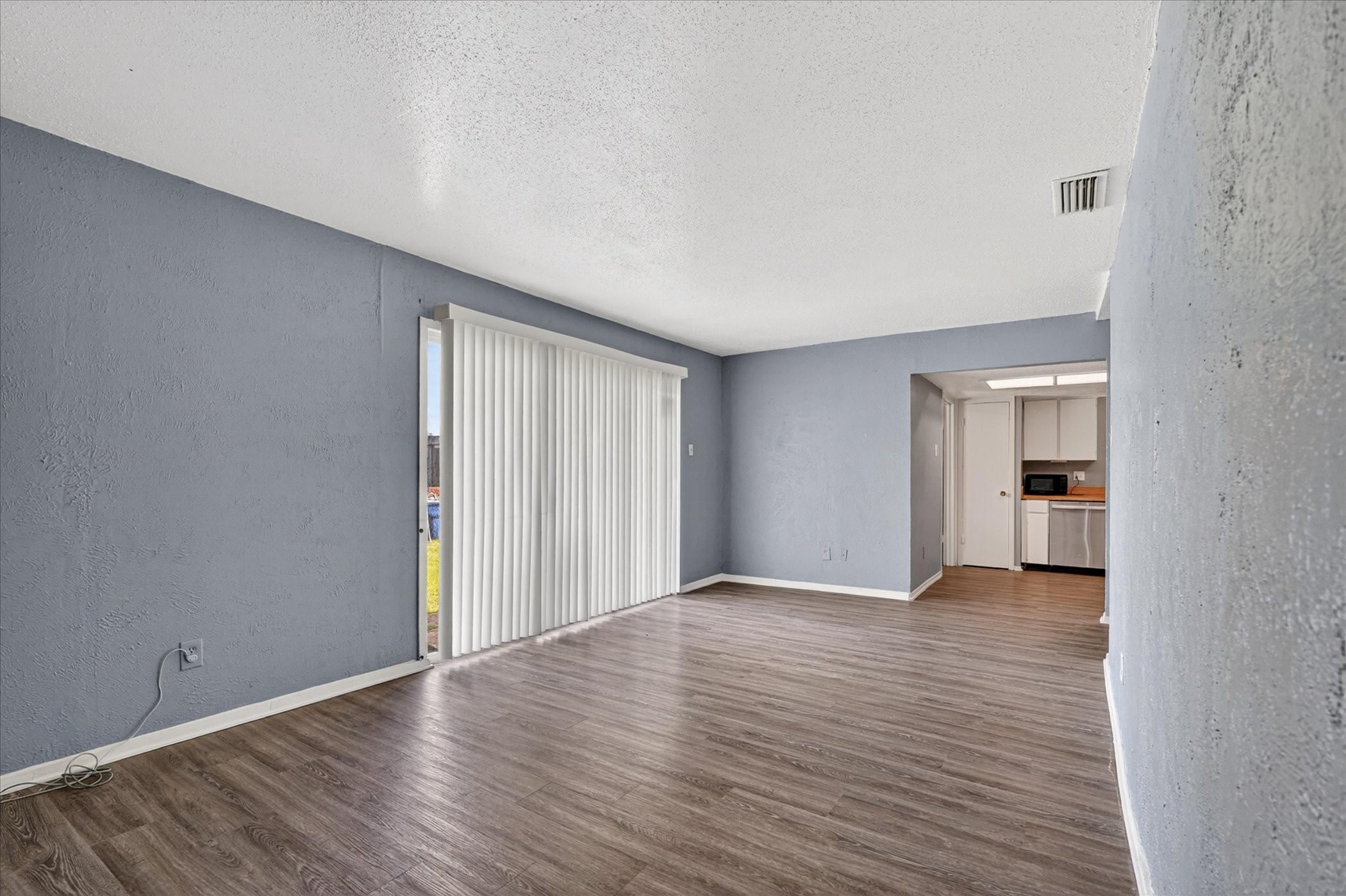 1406 Yukon Drive Garland TX 75040