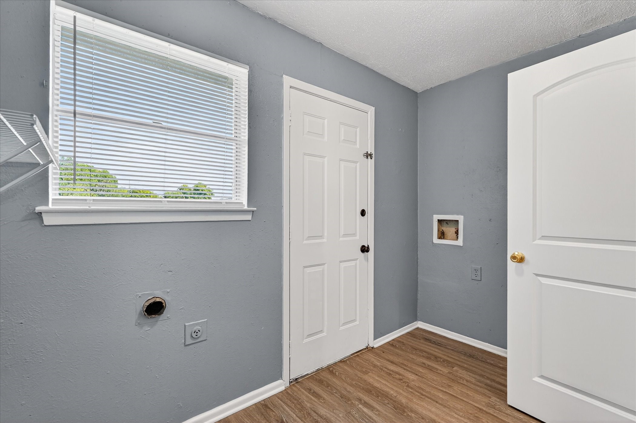 1406 Yukon Drive Garland TX 75040