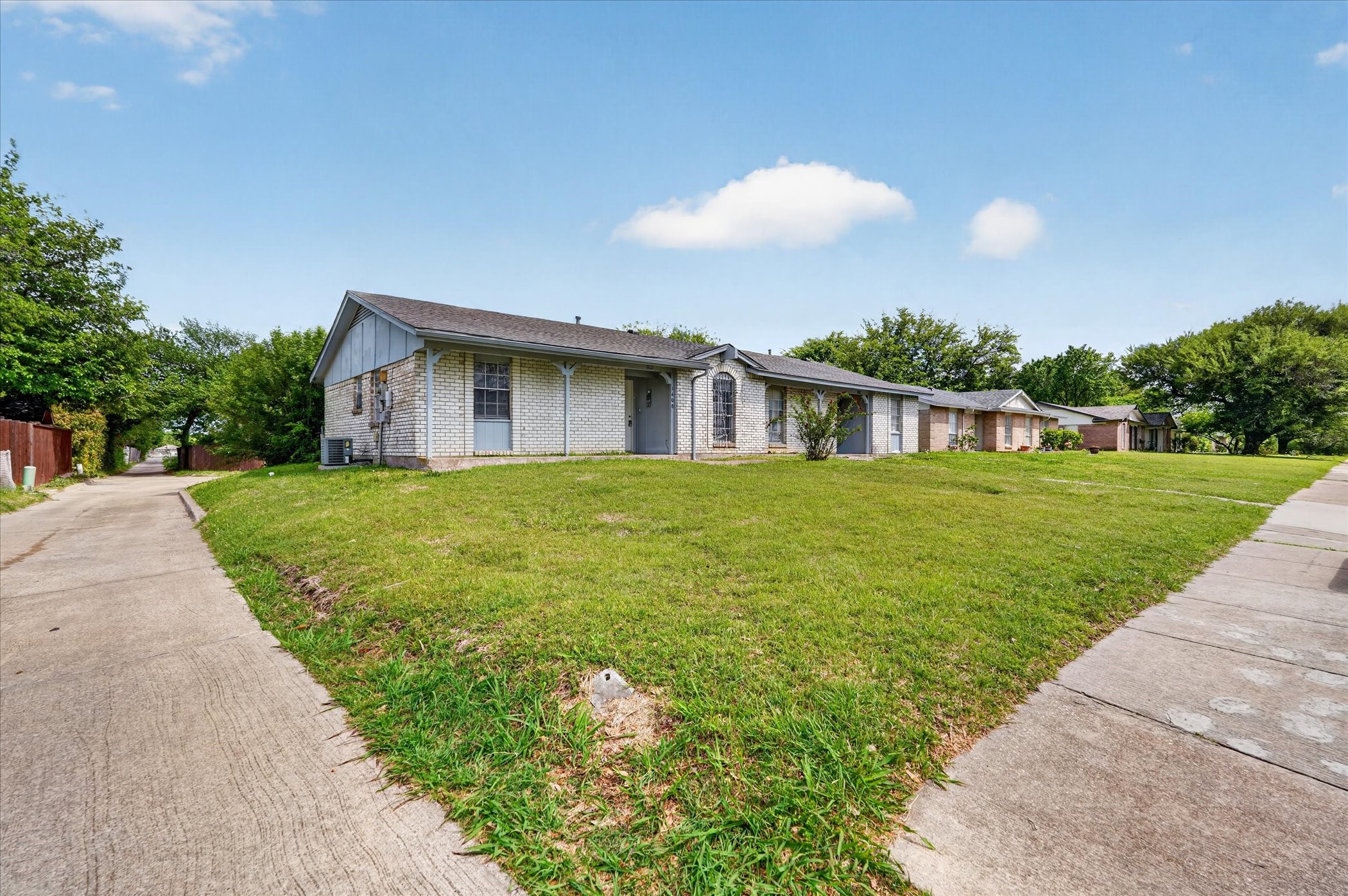 1406 Yukon Drive Garland TX 75040
