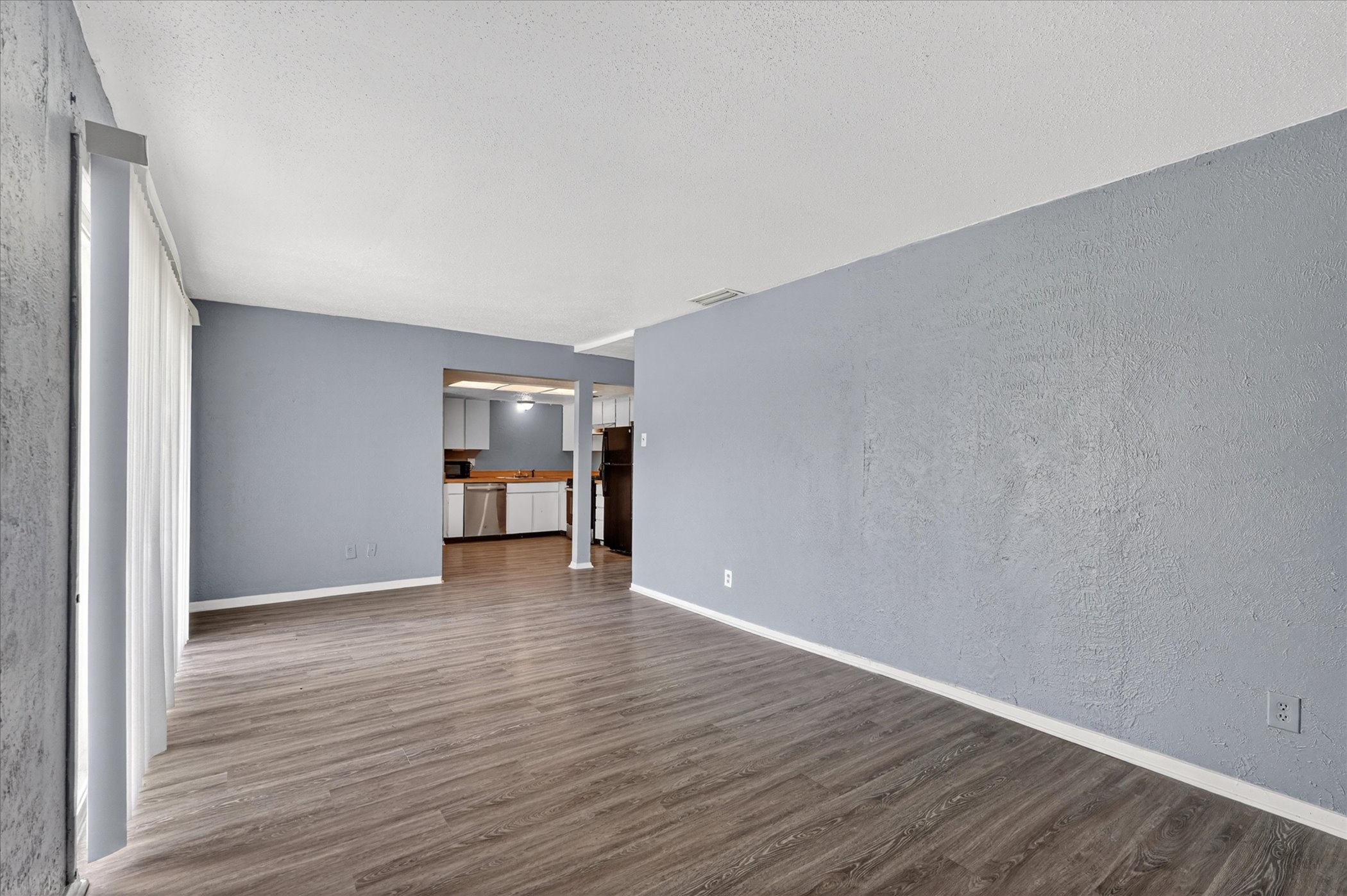 1406 Yukon Drive Garland TX 75040
