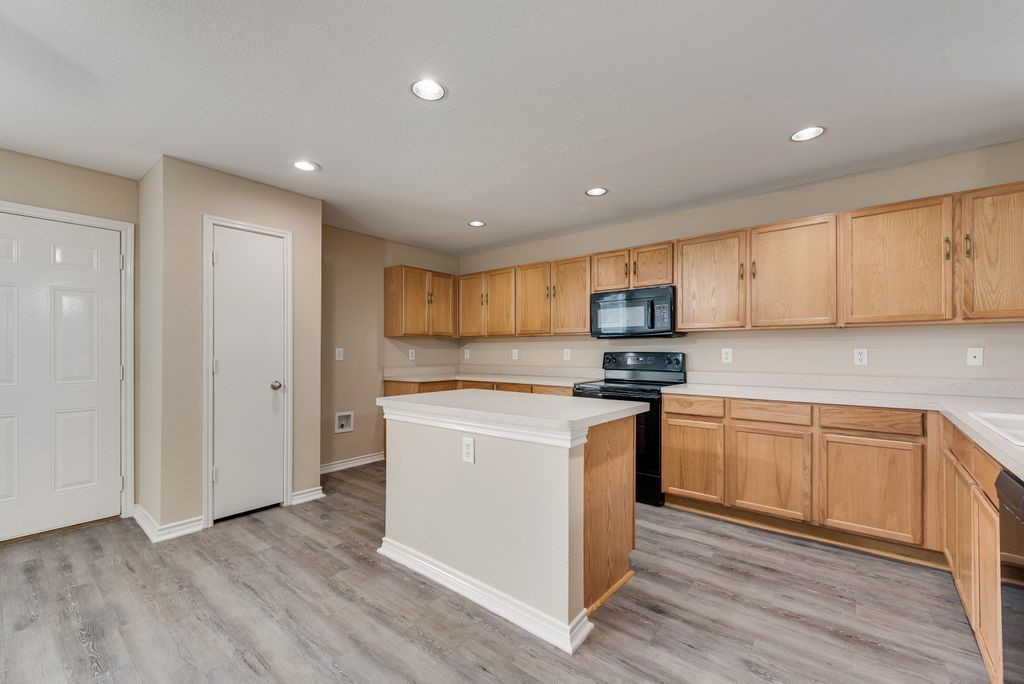 6213 Balcony Lane Dallas TX 75241