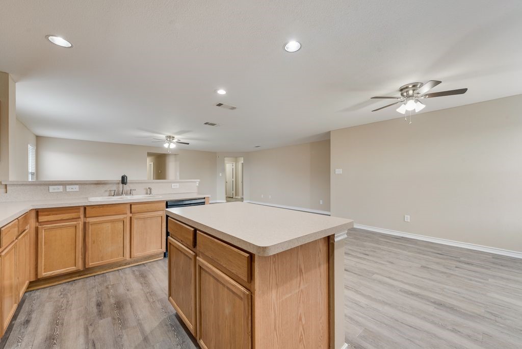 6213 Balcony Lane Dallas TX 75241