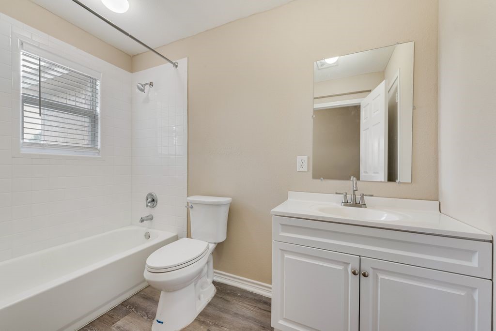 6213 Balcony Lane Dallas TX 75241