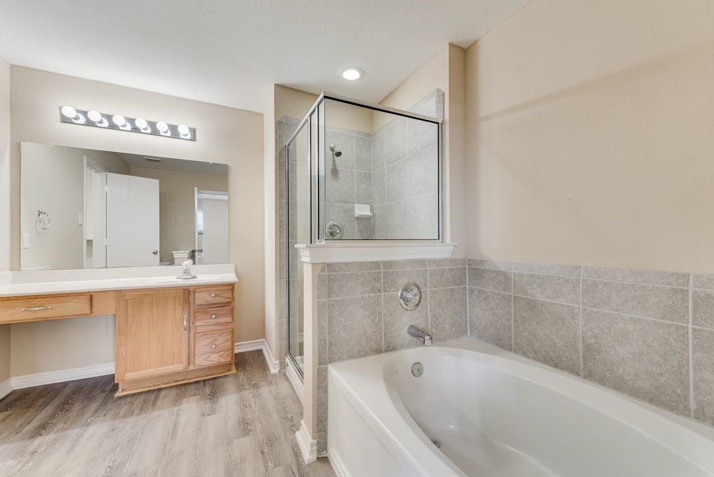 6213 Balcony Lane Dallas TX 75241