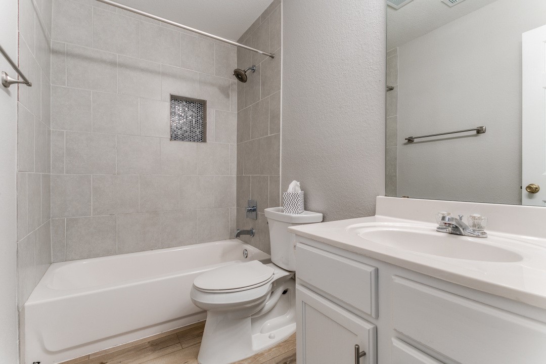 312 Oxford Drive Roanoke TX 76262