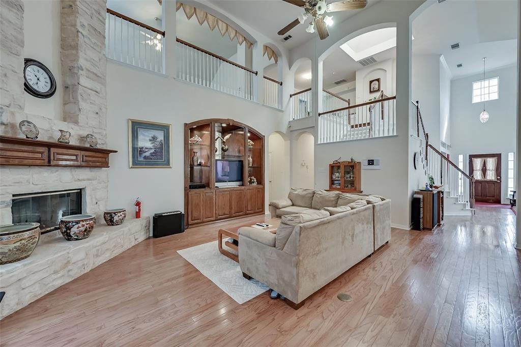 5701 Christy Lane Haltom City TX 76137
