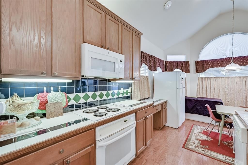 5701 Christy Lane Haltom City TX 76137