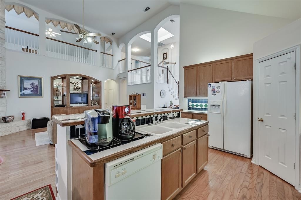 5701 Christy Lane Haltom City TX 76137