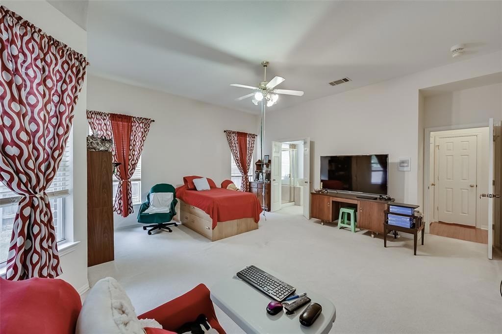 5701 Christy Lane Haltom City TX 76137
