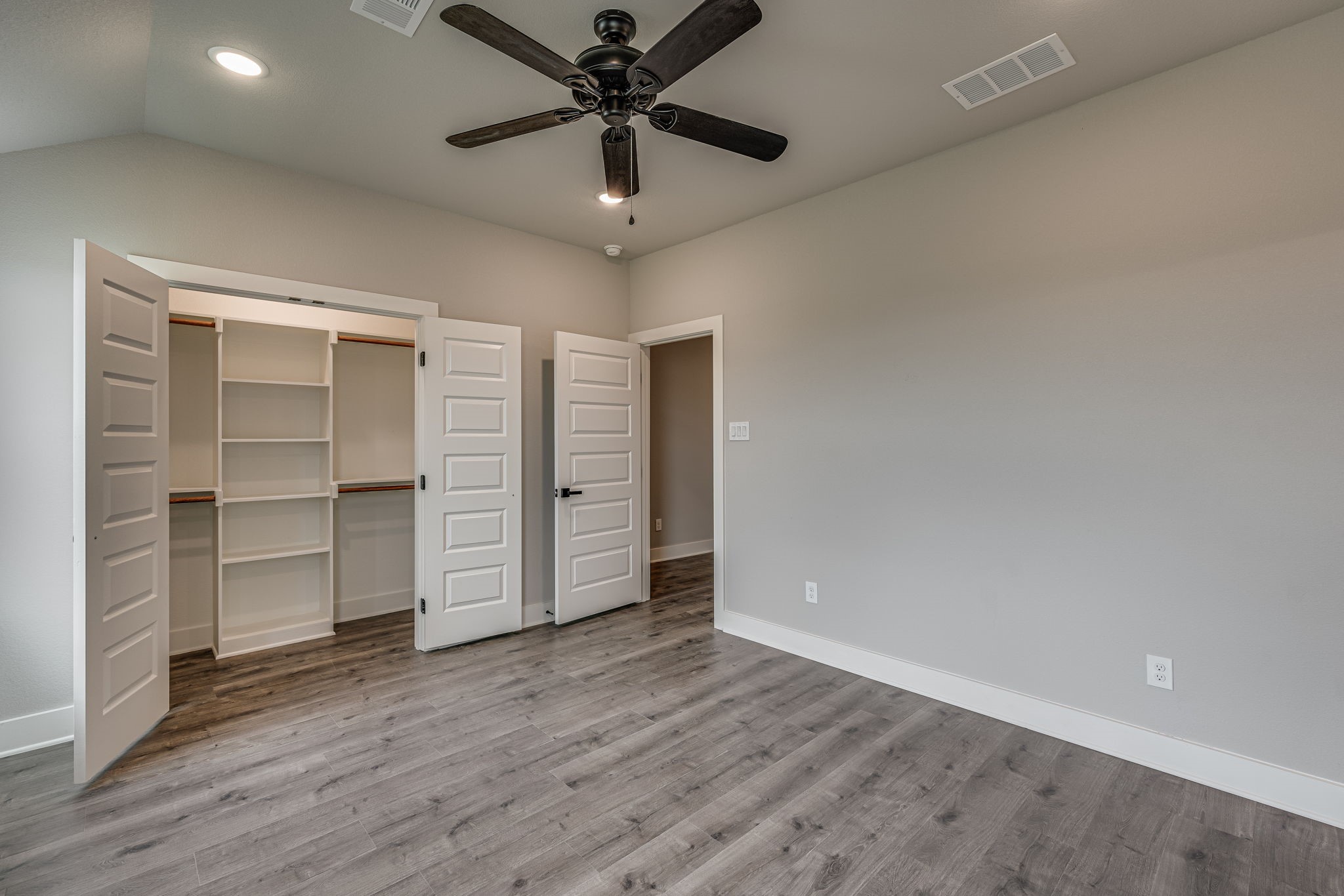 924 Cooksey Court Grandview TX 76050