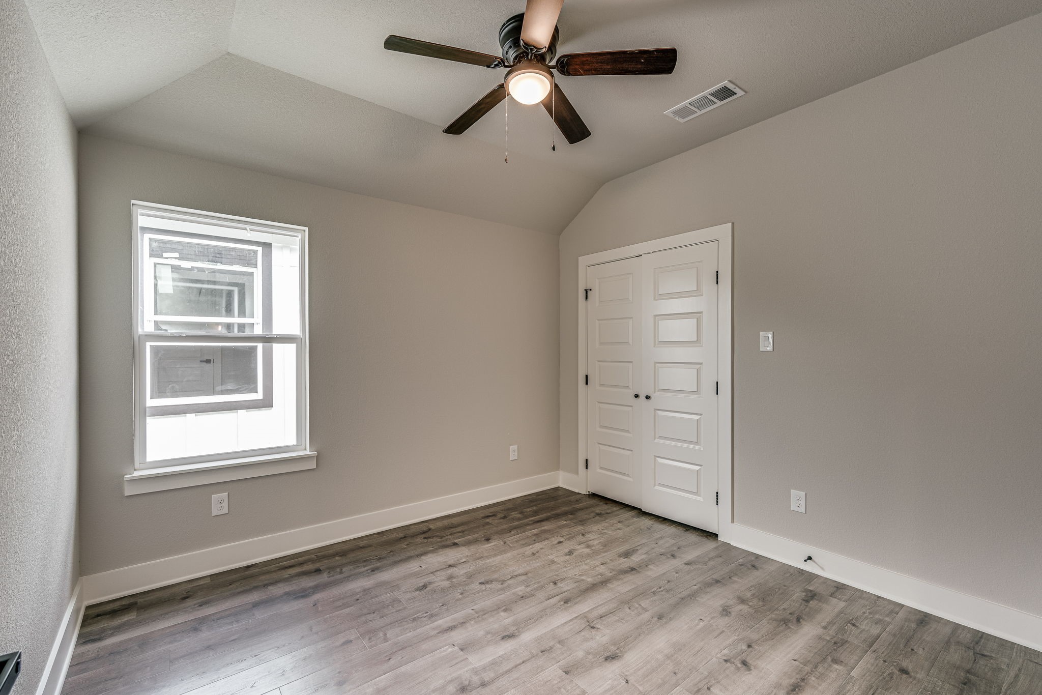 924 Cooksey Court Grandview TX 76050