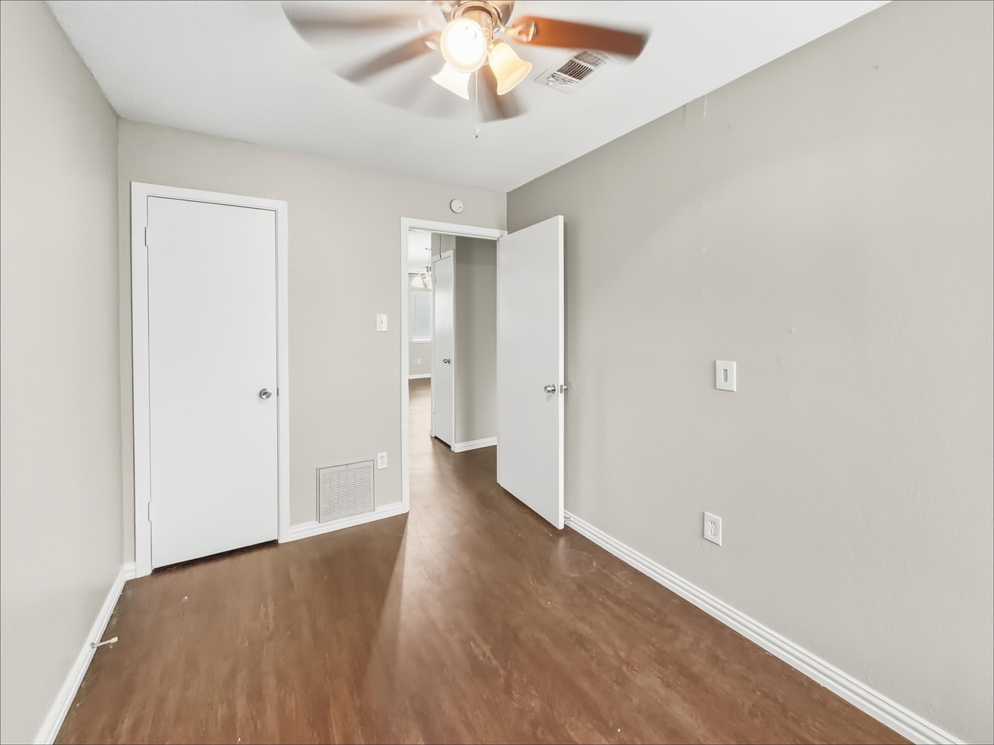 1215 Lowe Street Fort Worth TX 76110