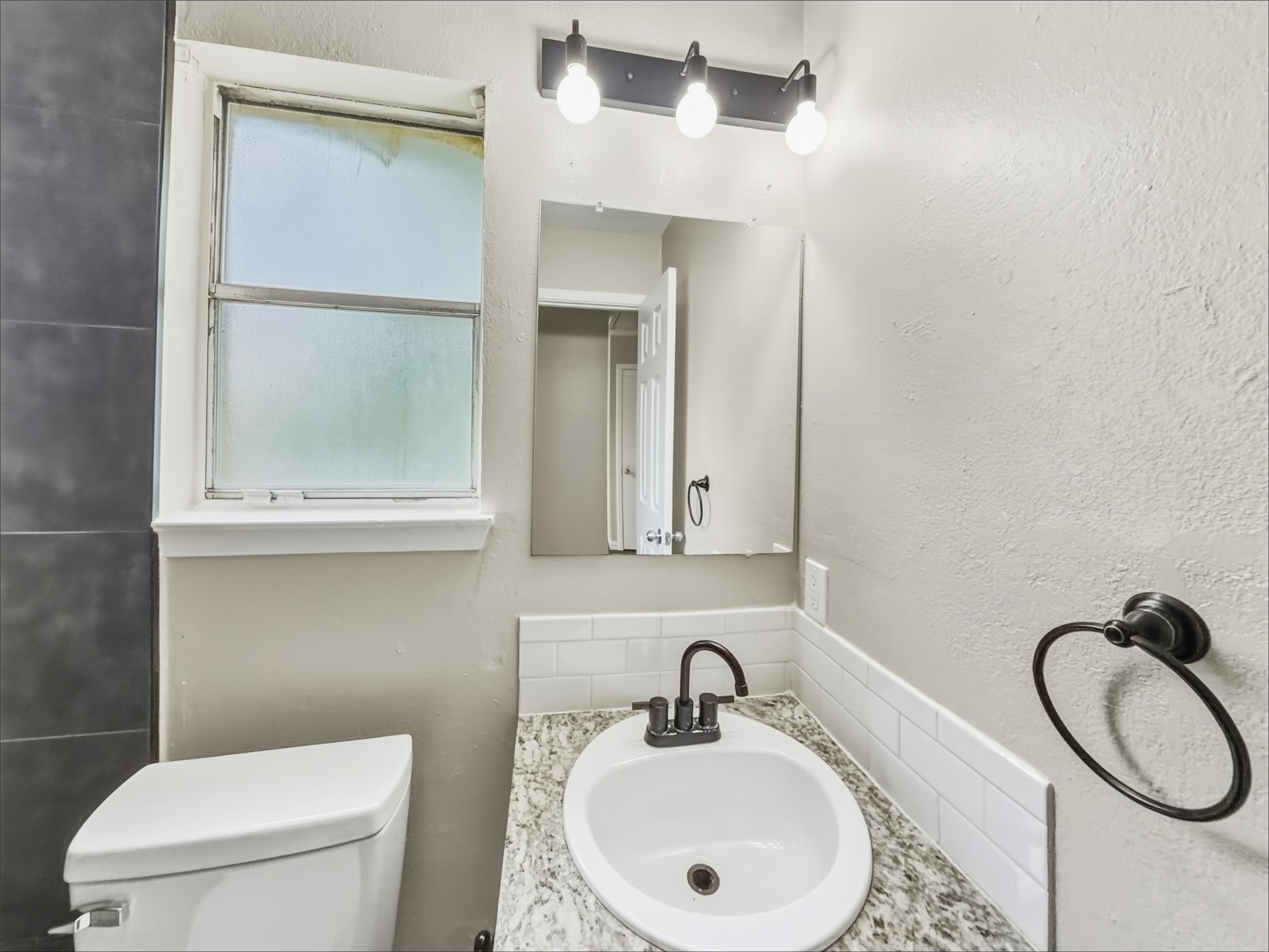 1215 Lowe Street Fort Worth TX 76110