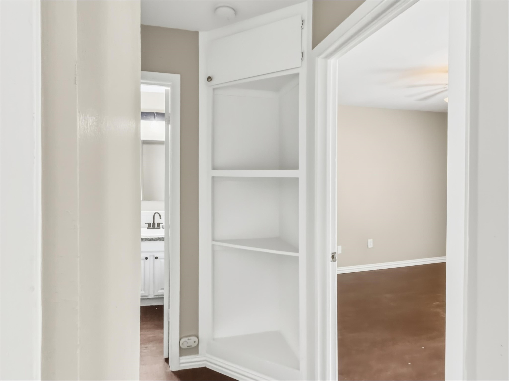 1215 Lowe Street Fort Worth TX 76110
