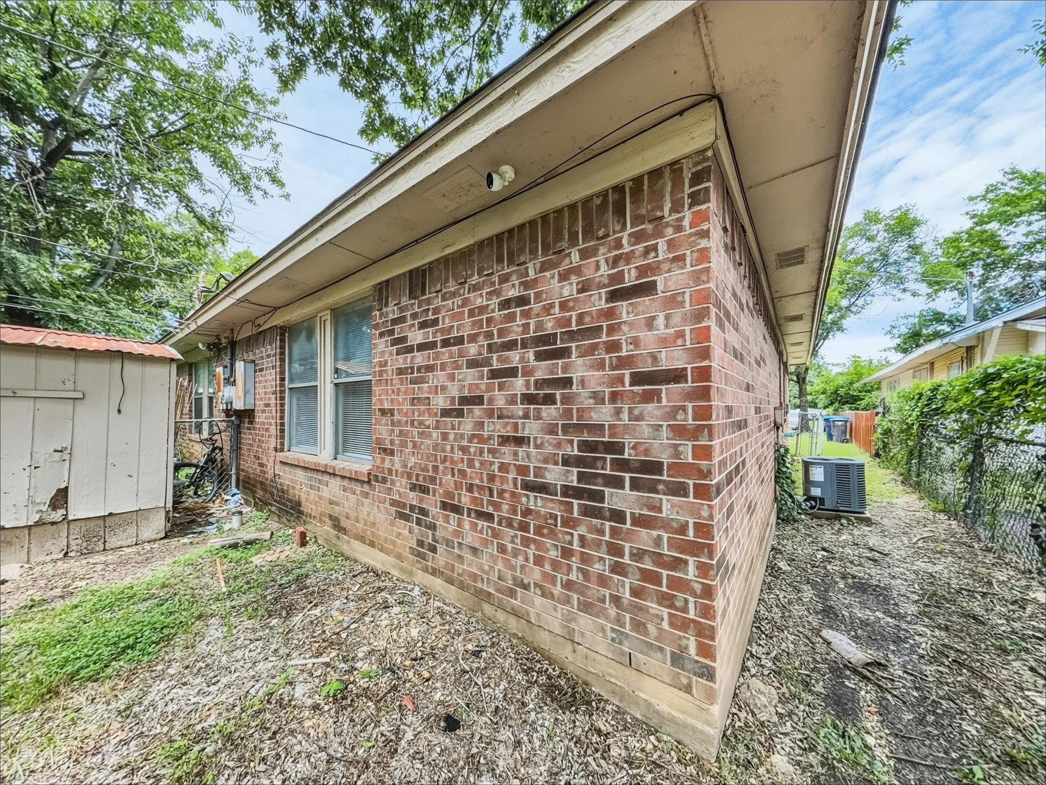 1215 Lowe Street Fort Worth TX 76110