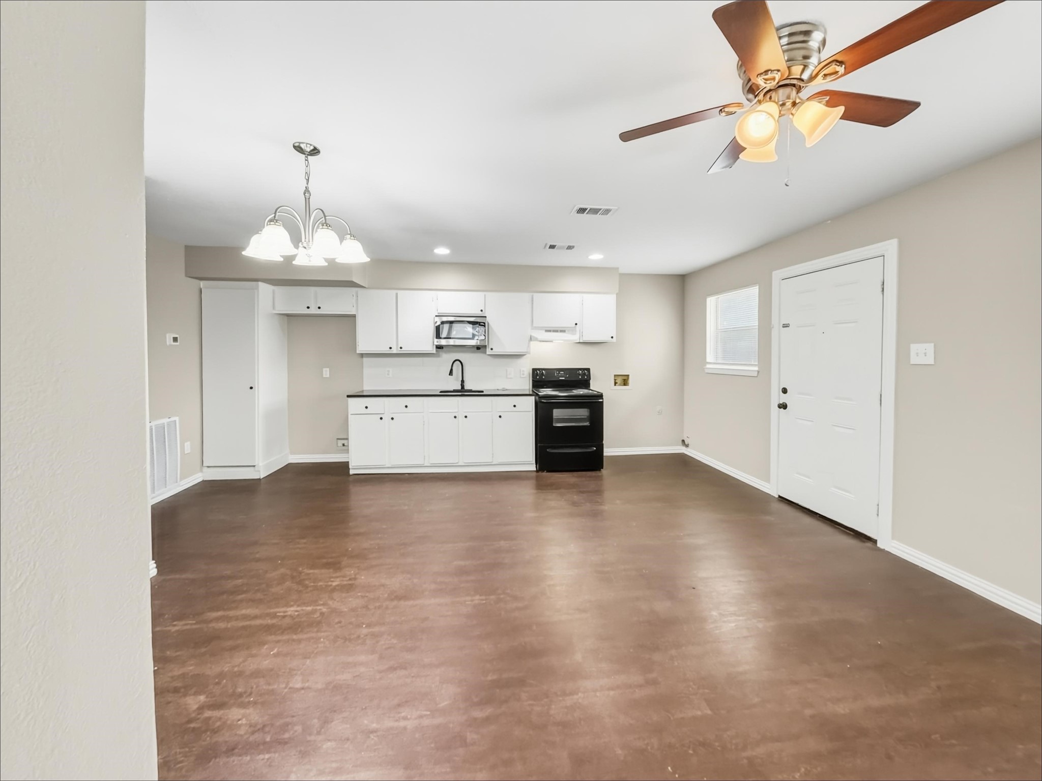 1215 Lowe Street Fort Worth TX 76110