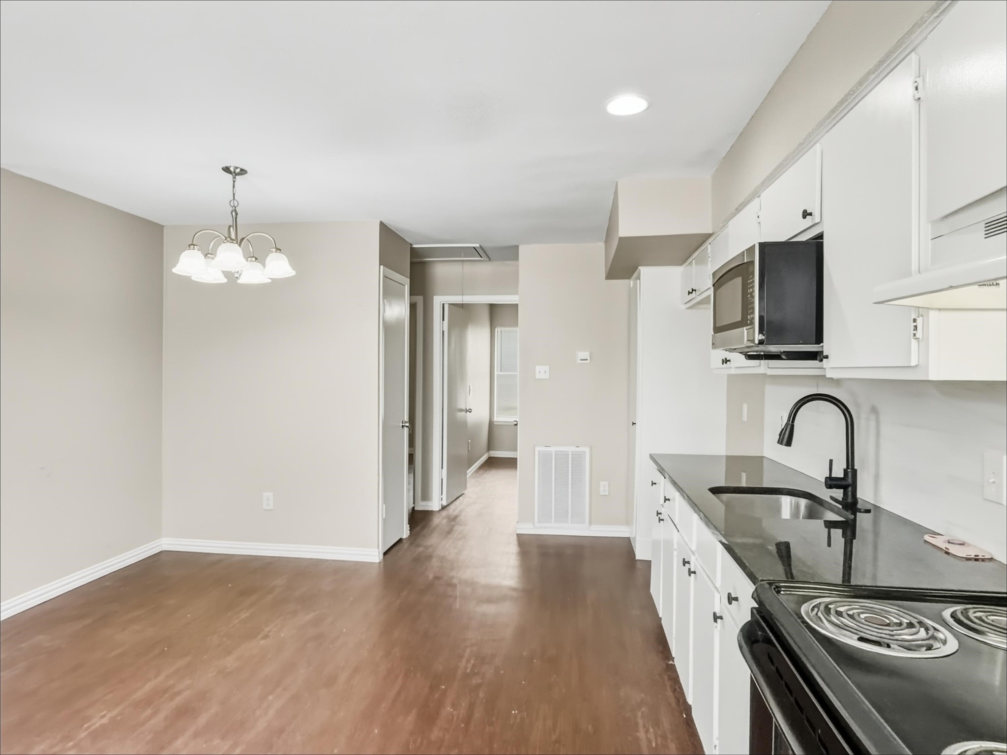 1215 Lowe Street Fort Worth TX 76110