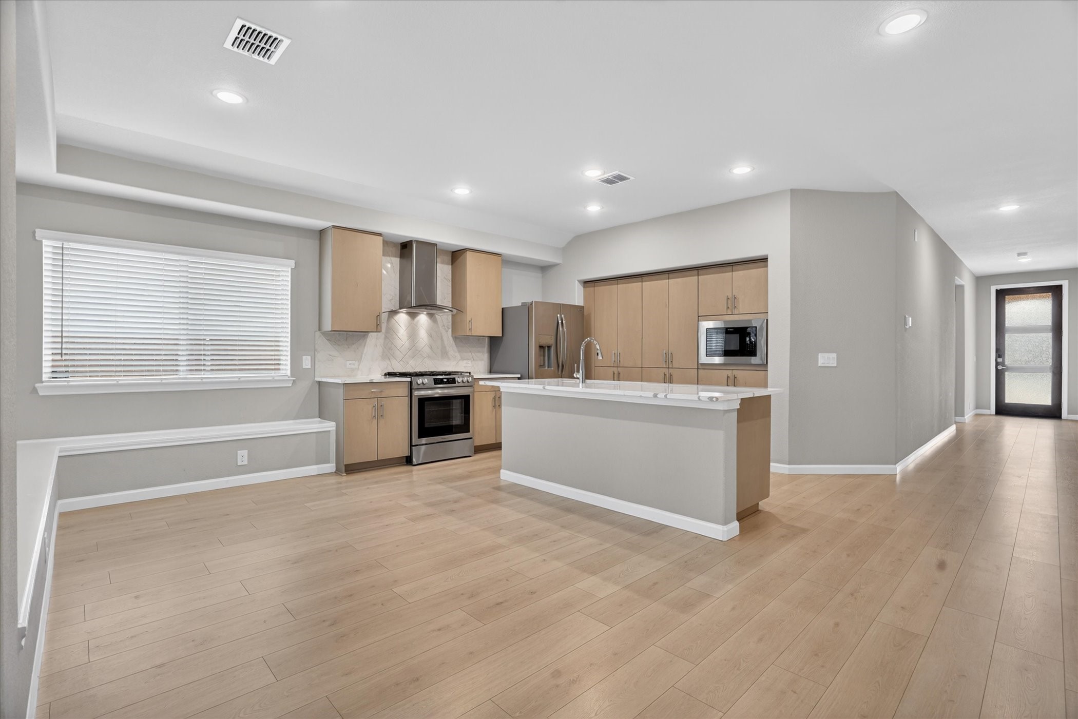 925 Creekhollow Drive Godley TX 76044