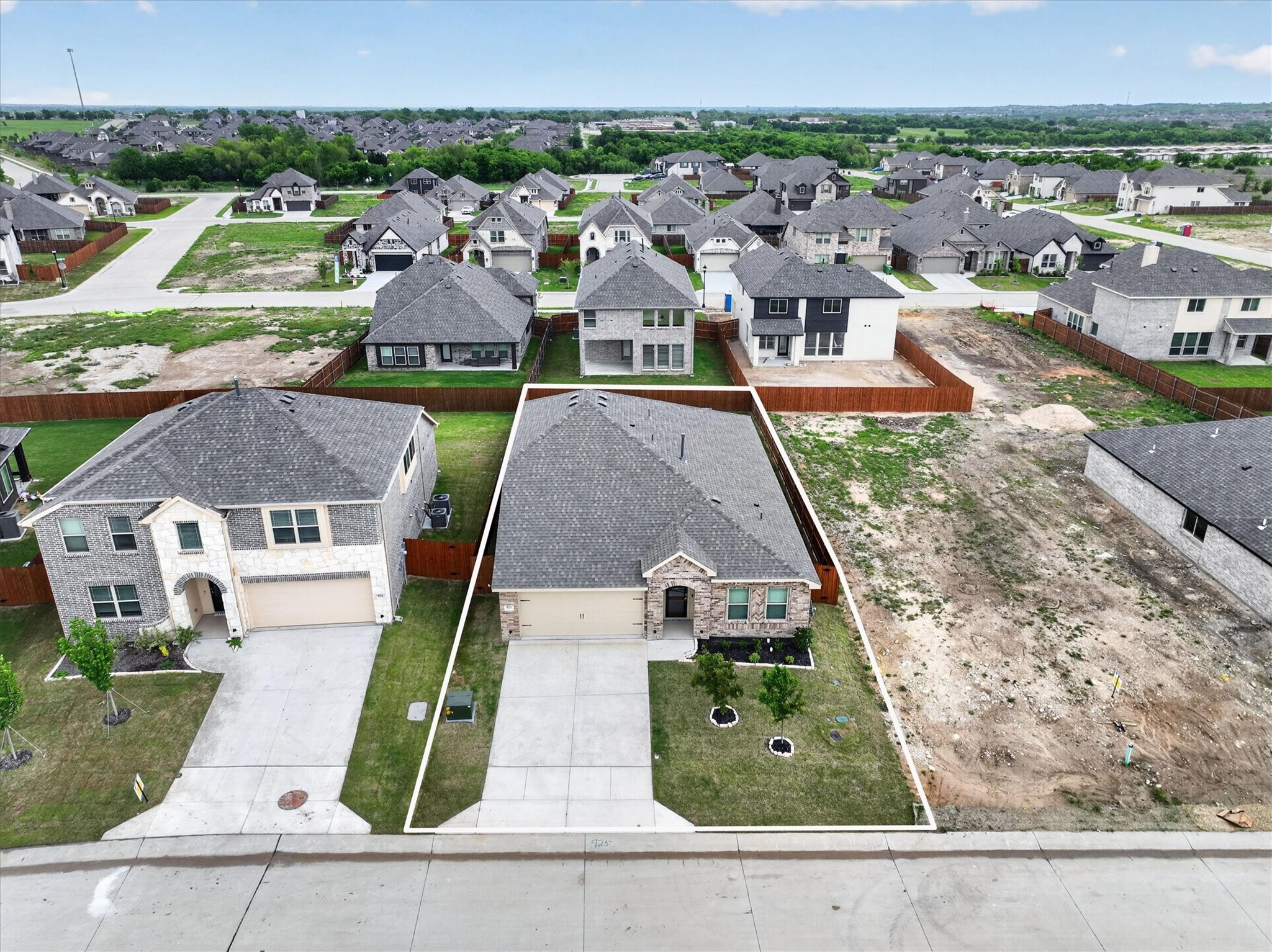 925 Creekhollow Drive Godley TX 76044