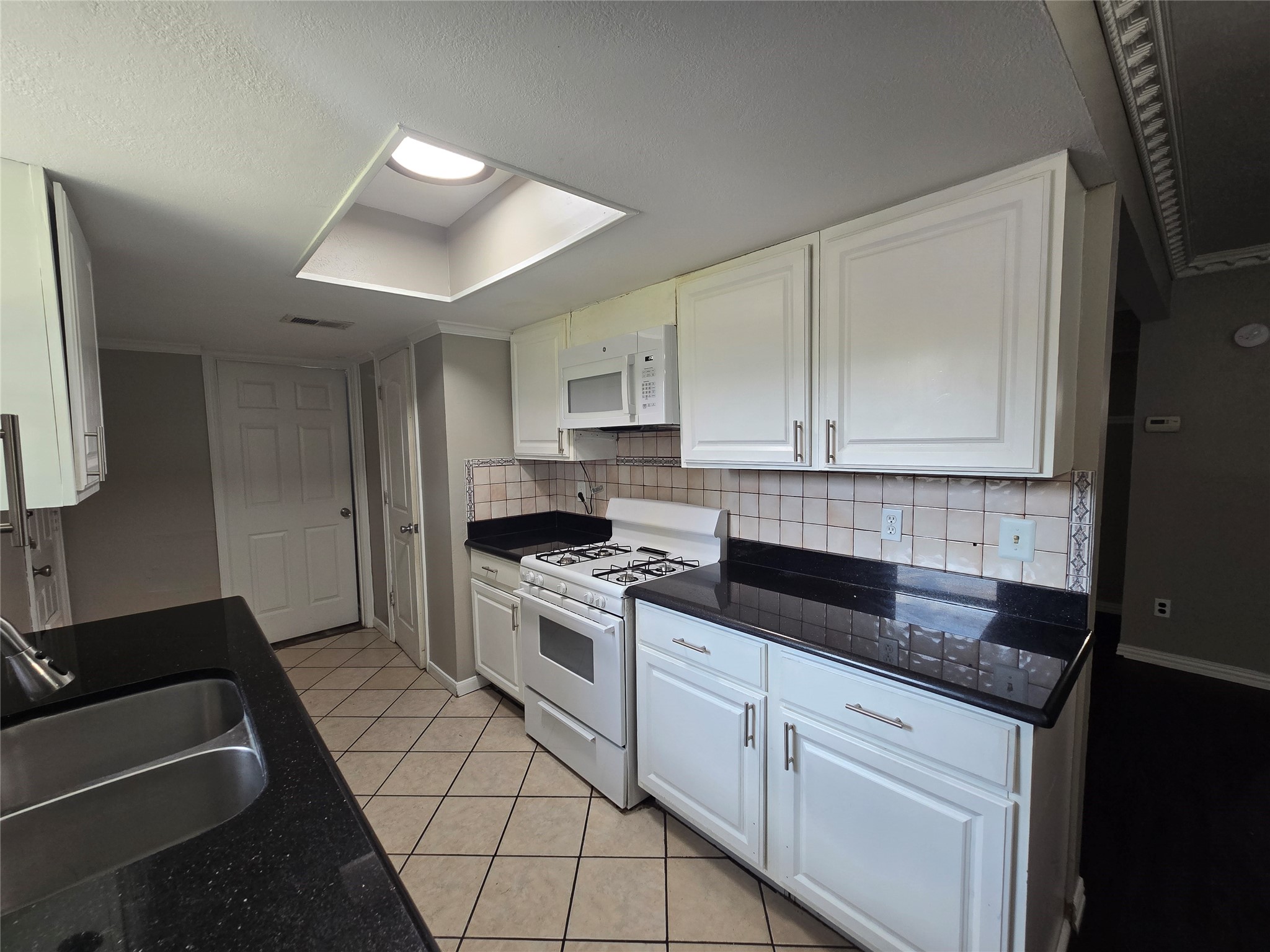 624 Oceanview Drive Dallas TX 75232