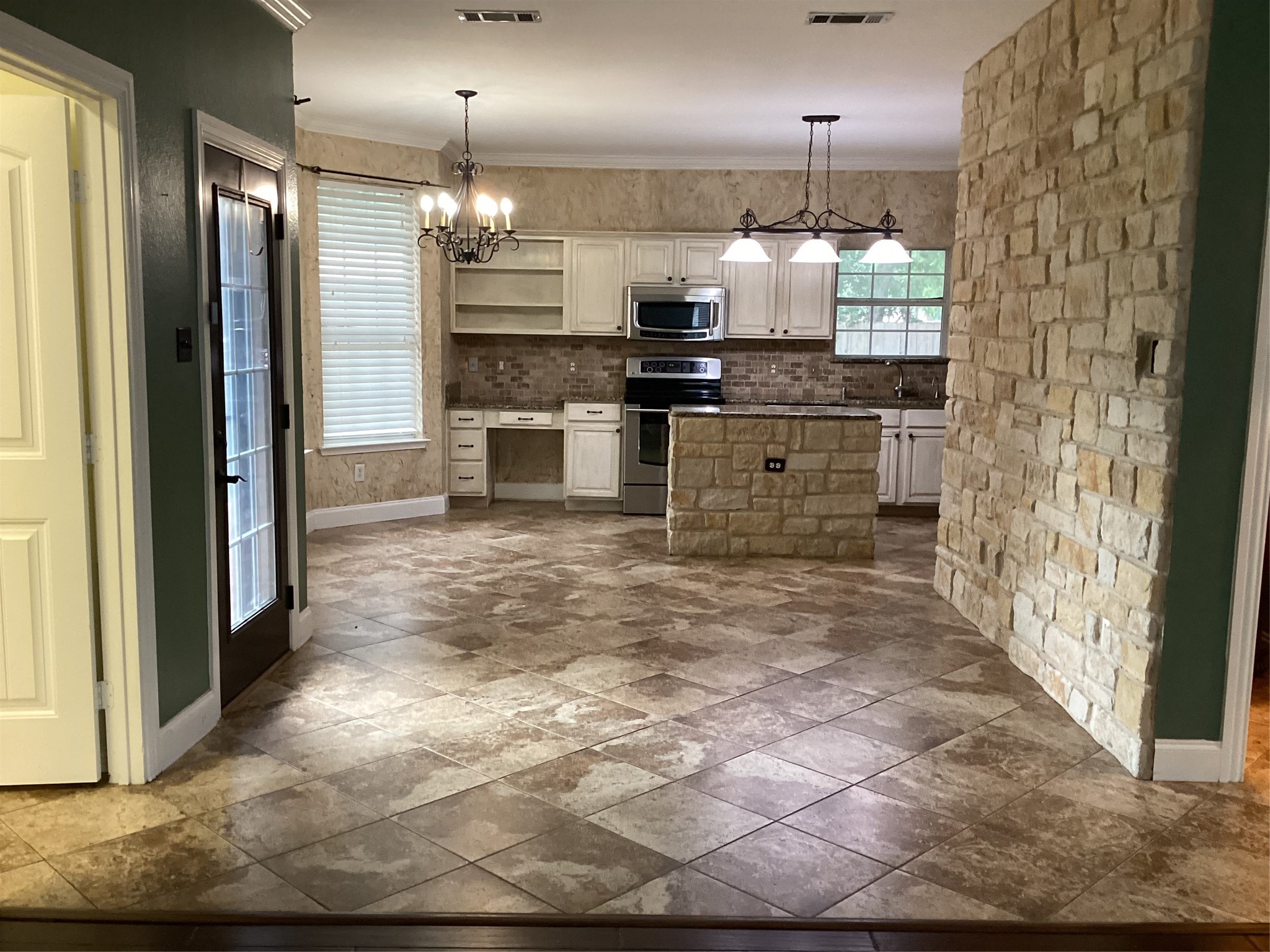 7774 Park Downs Drive Fort Worth TX 76137