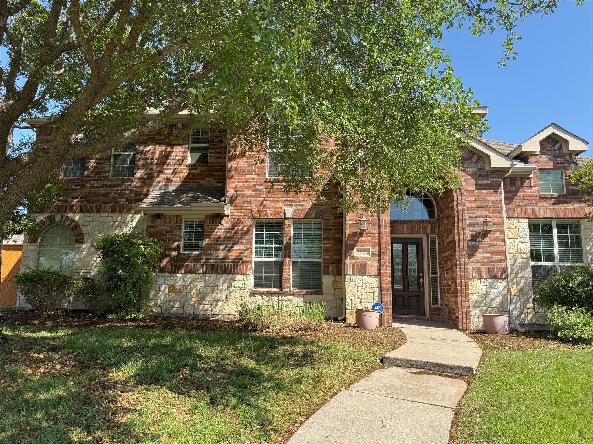 1621 Country Brook Lane Allen TX 75002