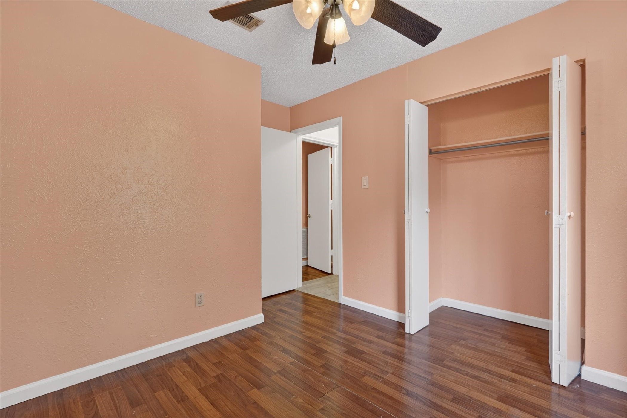 7009 Shadow Bend Drive Fort Worth TX 76137