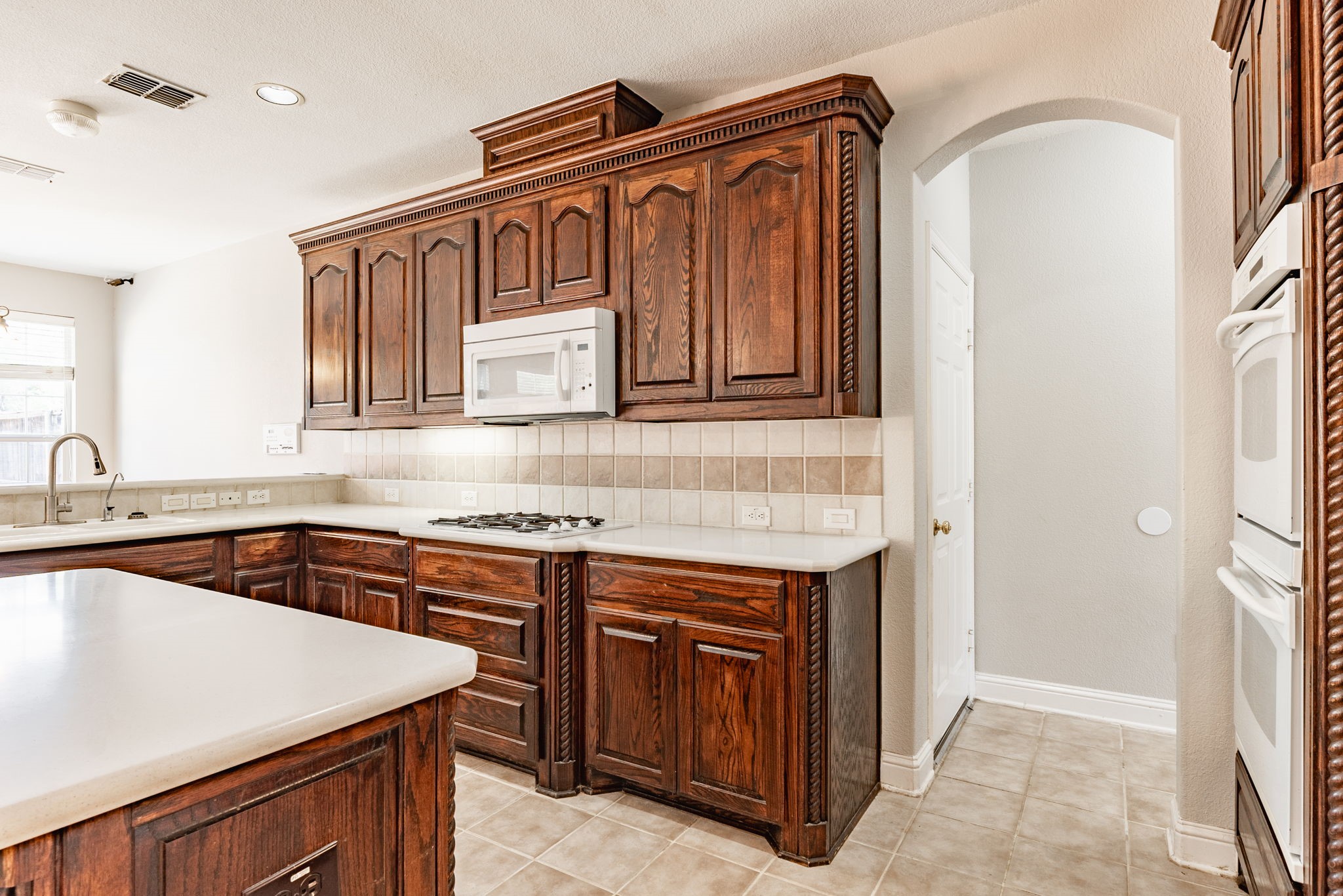 1100 Cedar Valley Drive Irving TX 75063