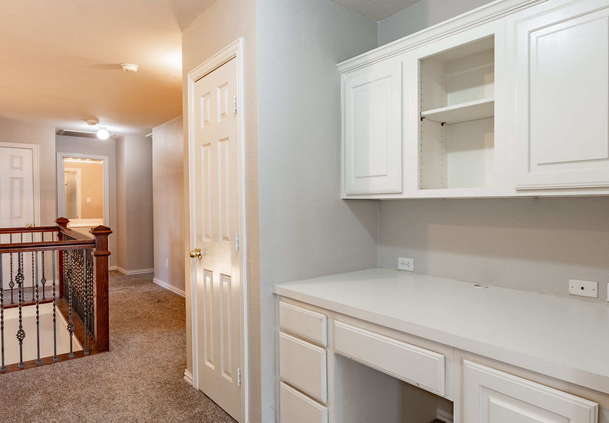 1100 Cedar Valley Drive Irving TX 75063