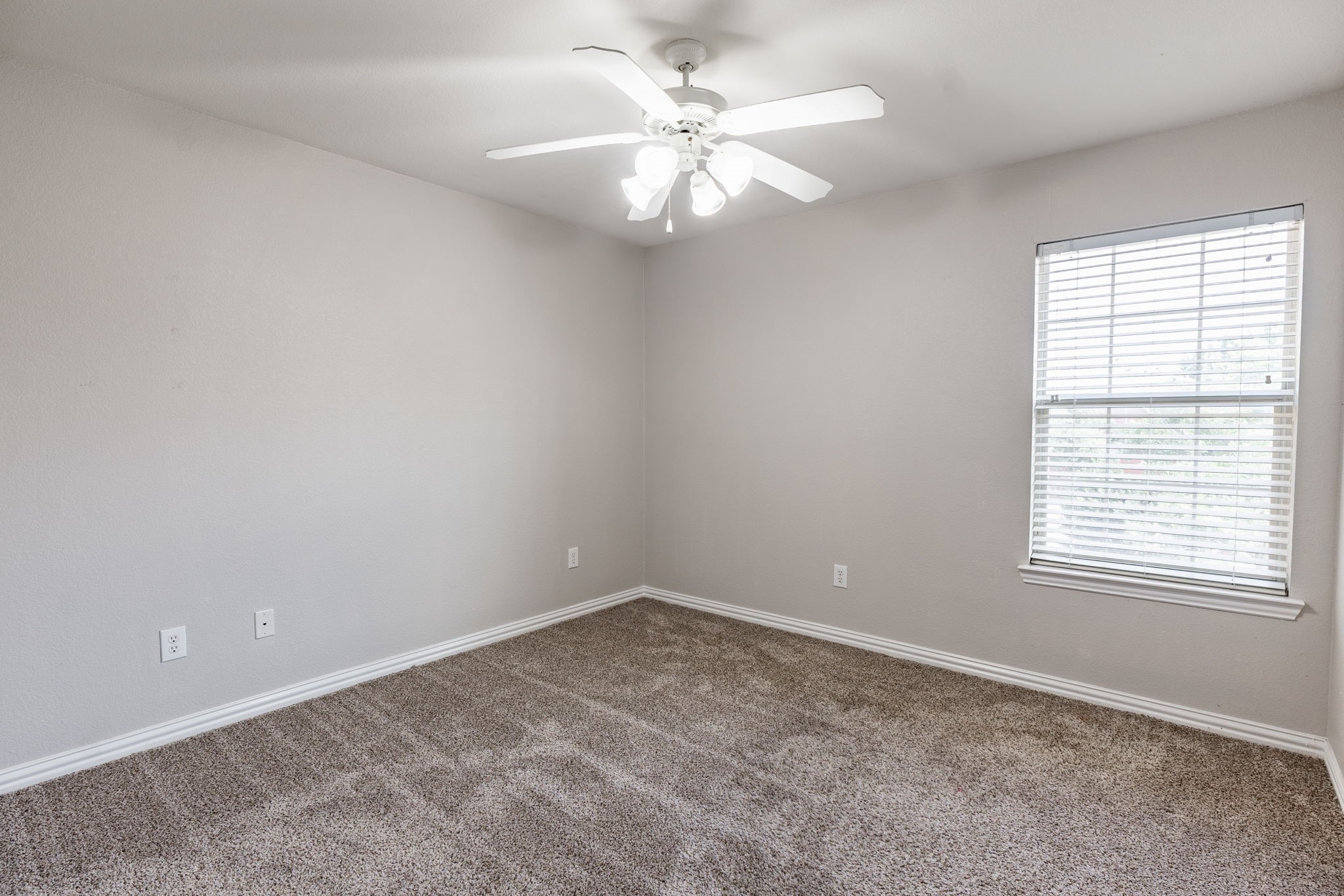 1100 Cedar Valley Drive Irving TX 75063