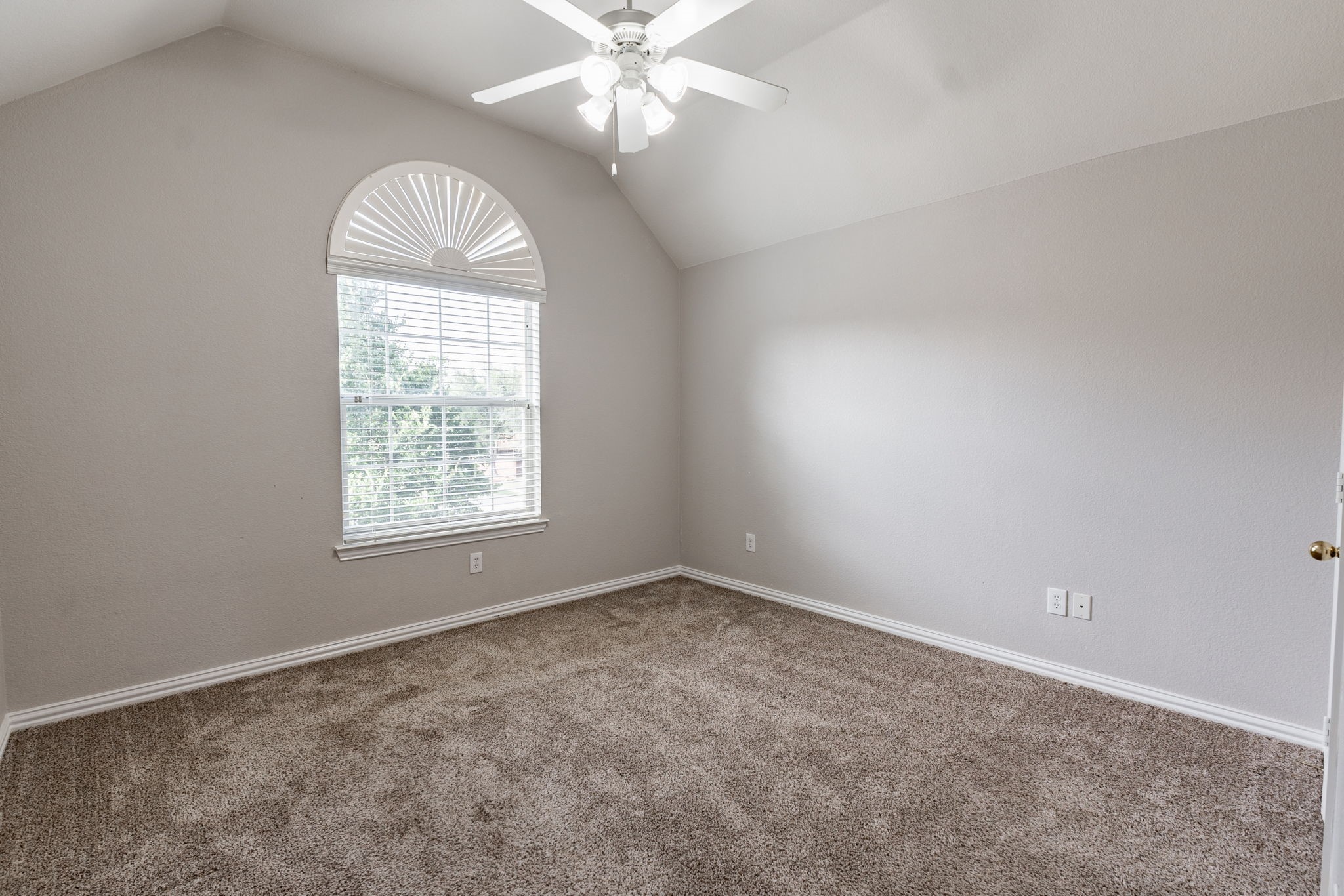 1100 Cedar Valley Drive Irving TX 75063