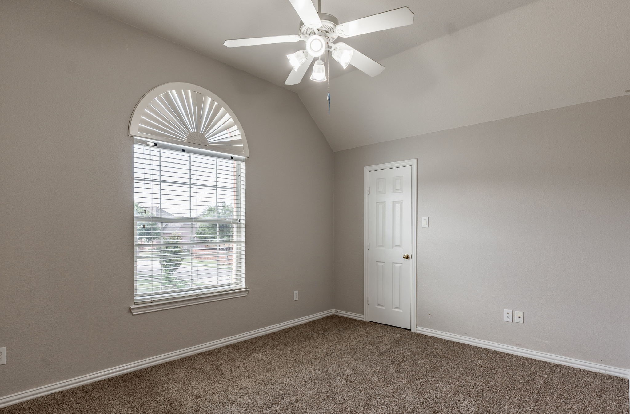 1100 Cedar Valley Drive Irving TX 75063