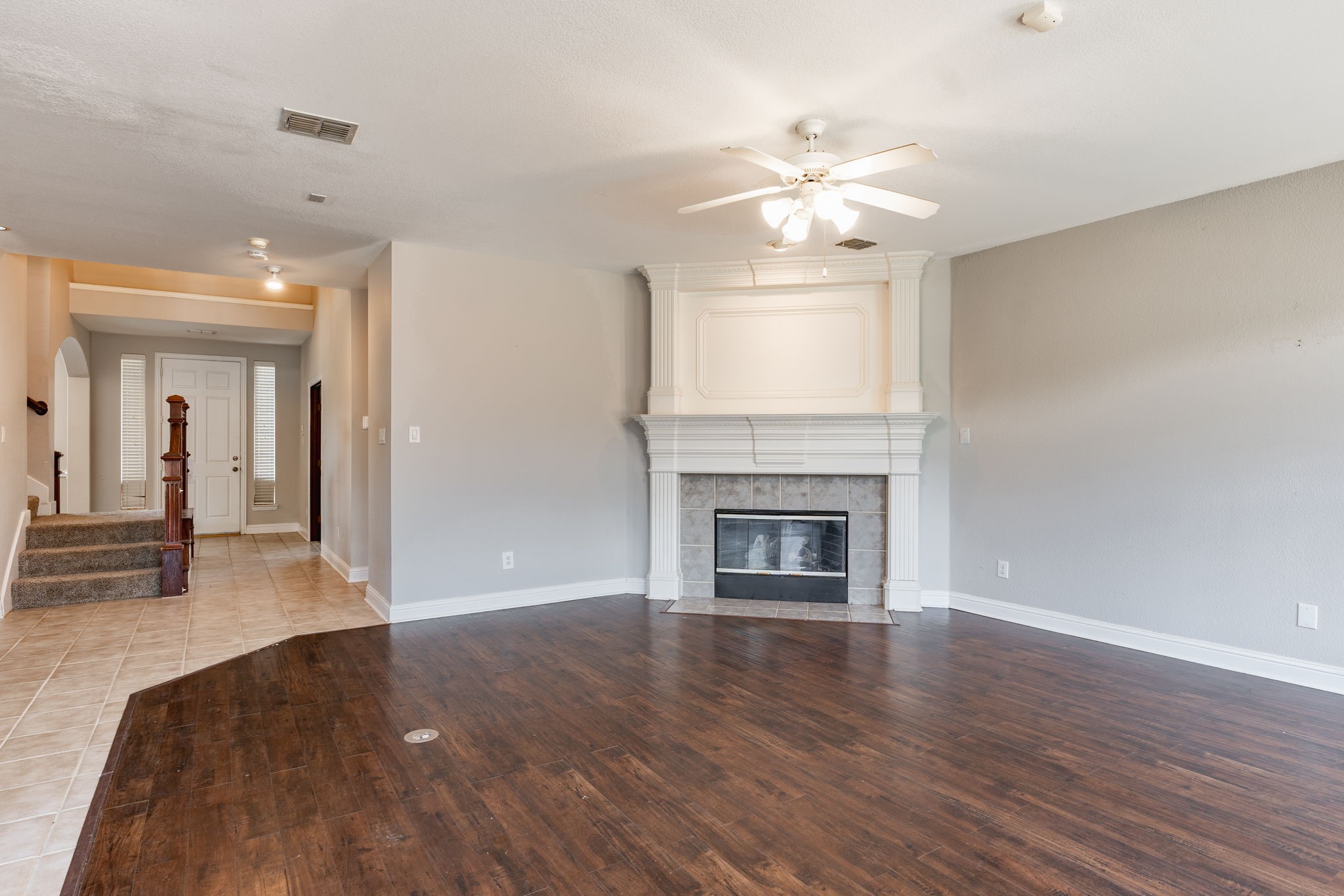 1100 Cedar Valley Drive Irving TX 75063