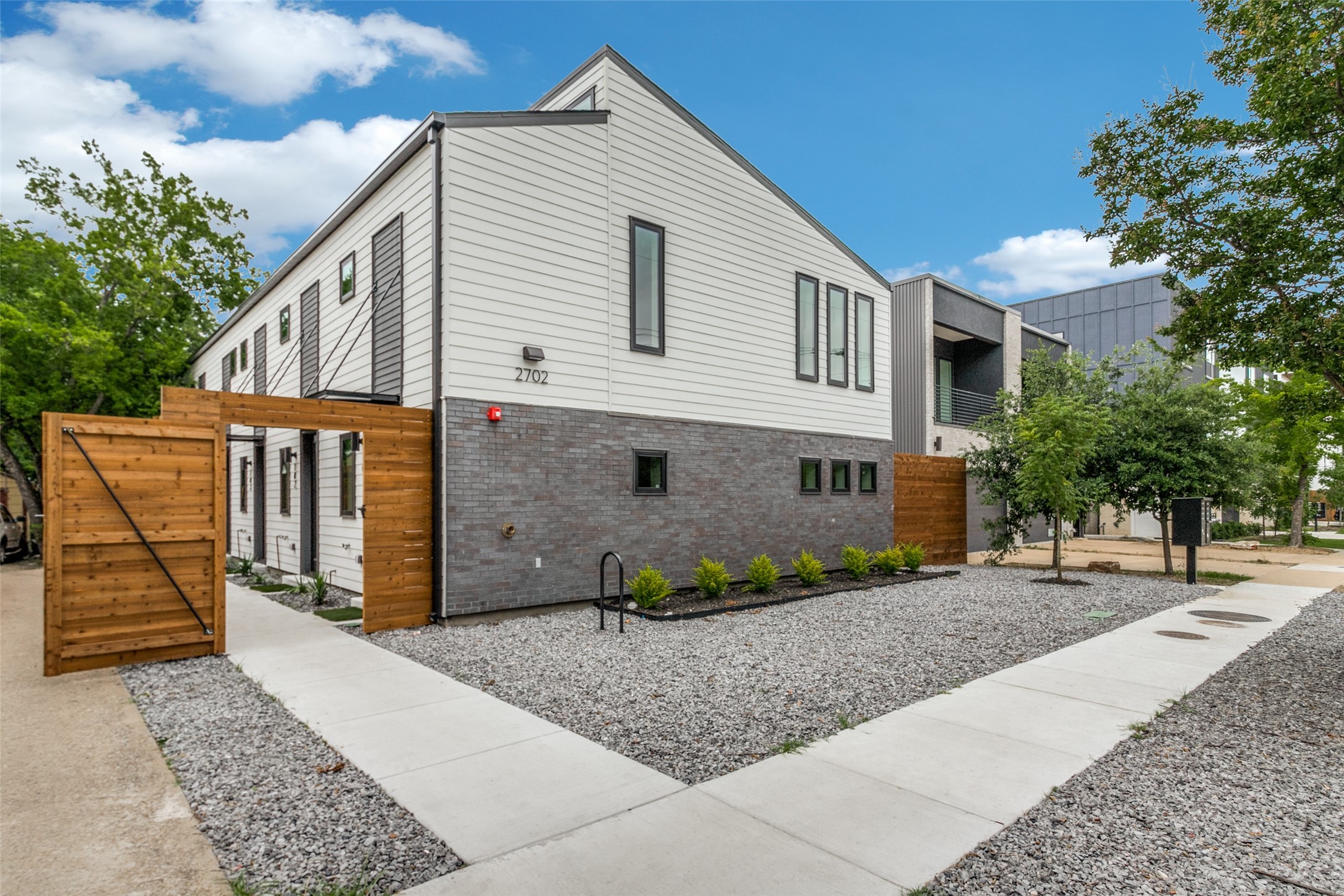 4306 Deere Street Dallas TX 75204