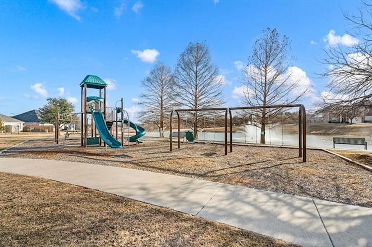 10736 Traymore Drive Fort Worth TX 76244