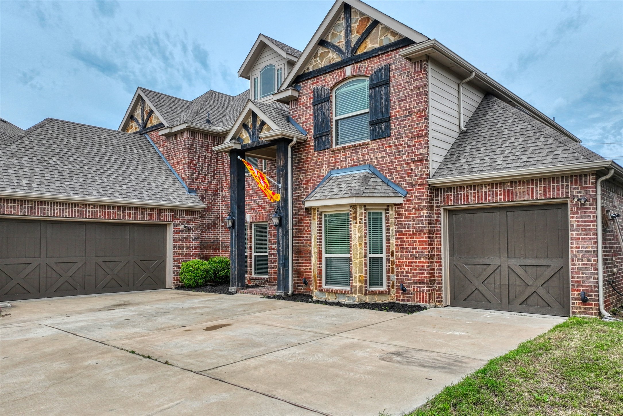 2601 Grouse Hollow Way Midlothian TX 76065