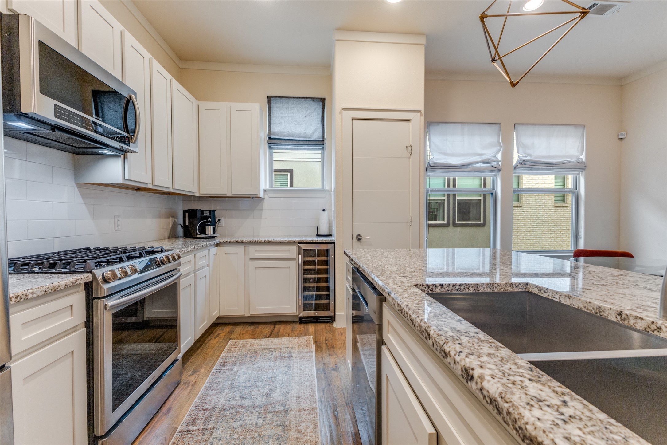 5909 Ross Avenue Dallas TX 75206