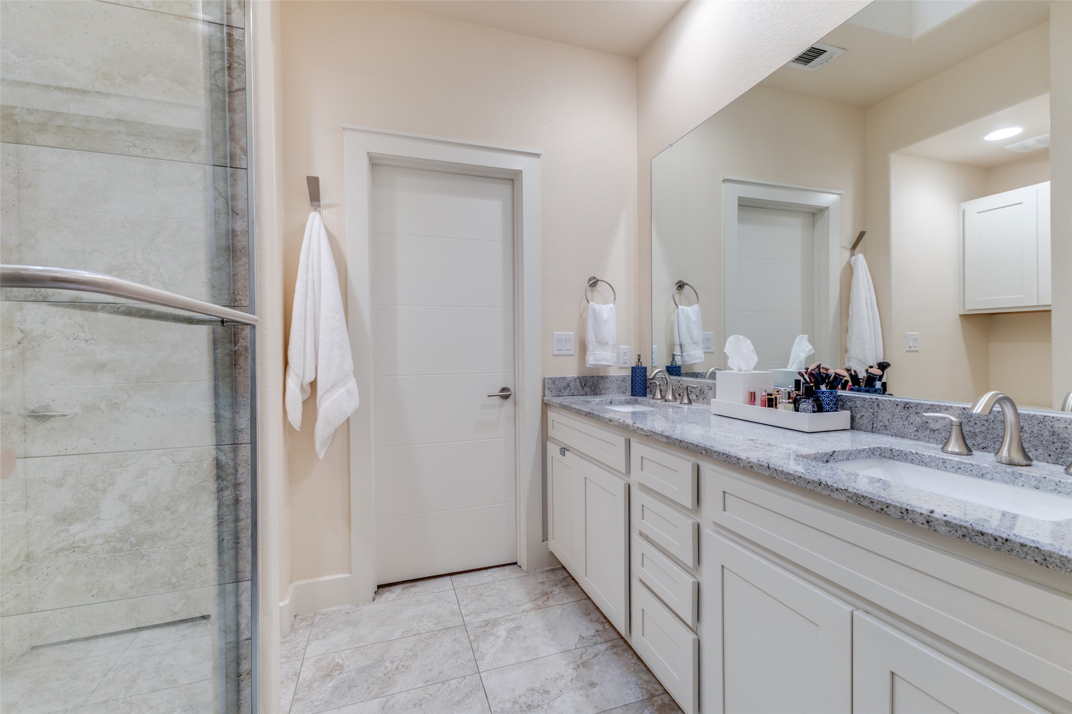5909 Ross Avenue Dallas TX 75206