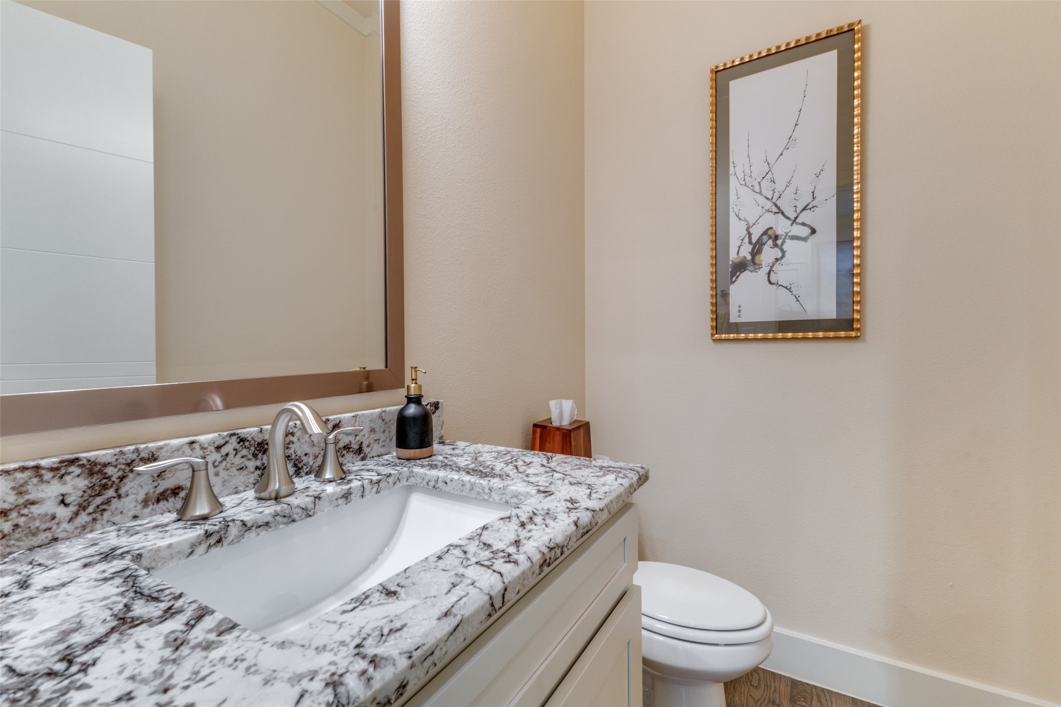 5909 Ross Avenue Dallas TX 75206
