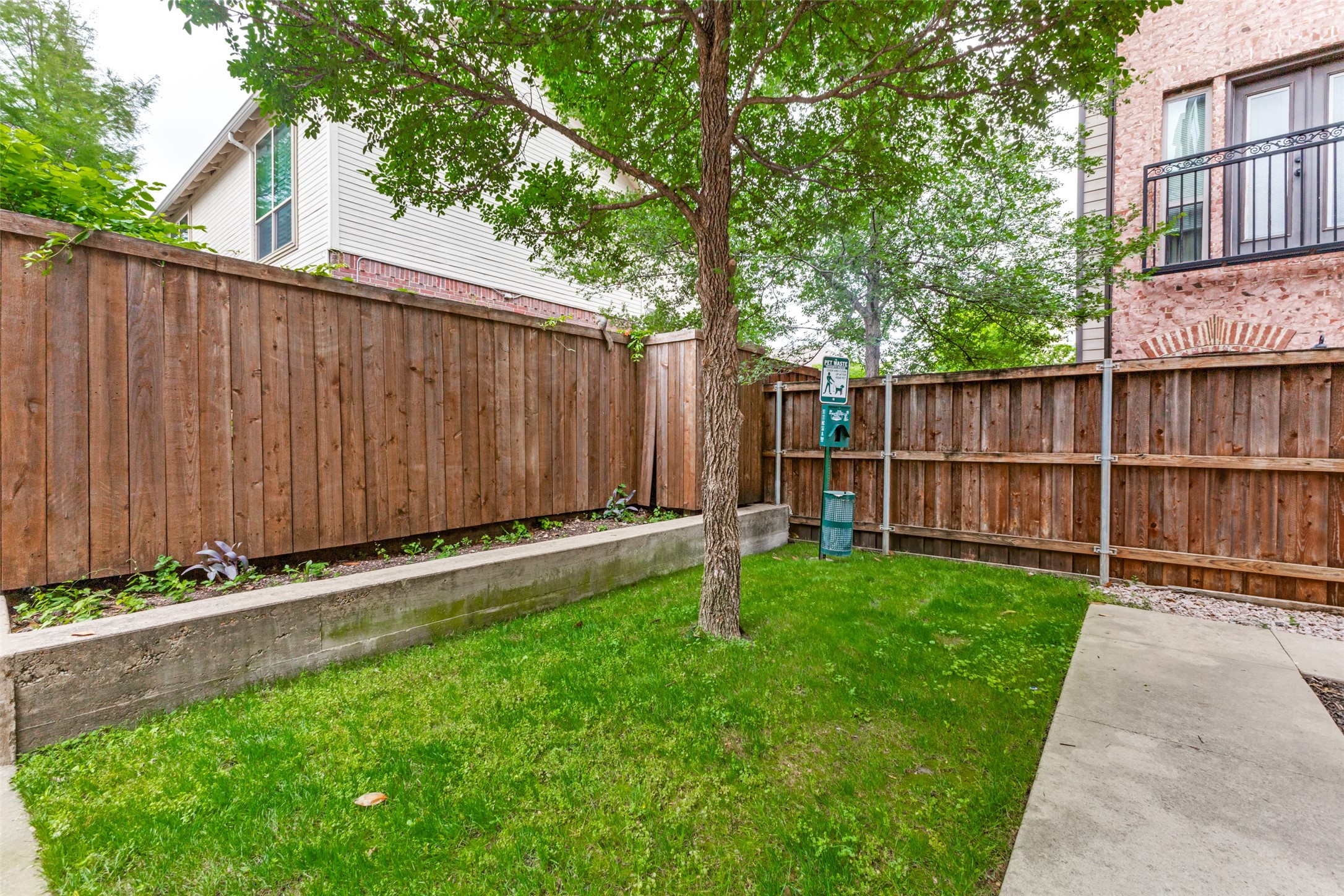 5909 Ross Avenue Dallas TX 75206