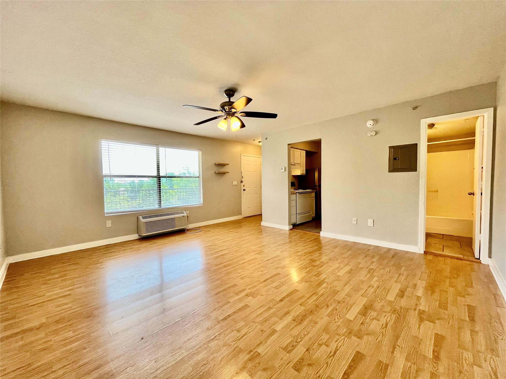 701 W Sycamore Street Denton TX 76201