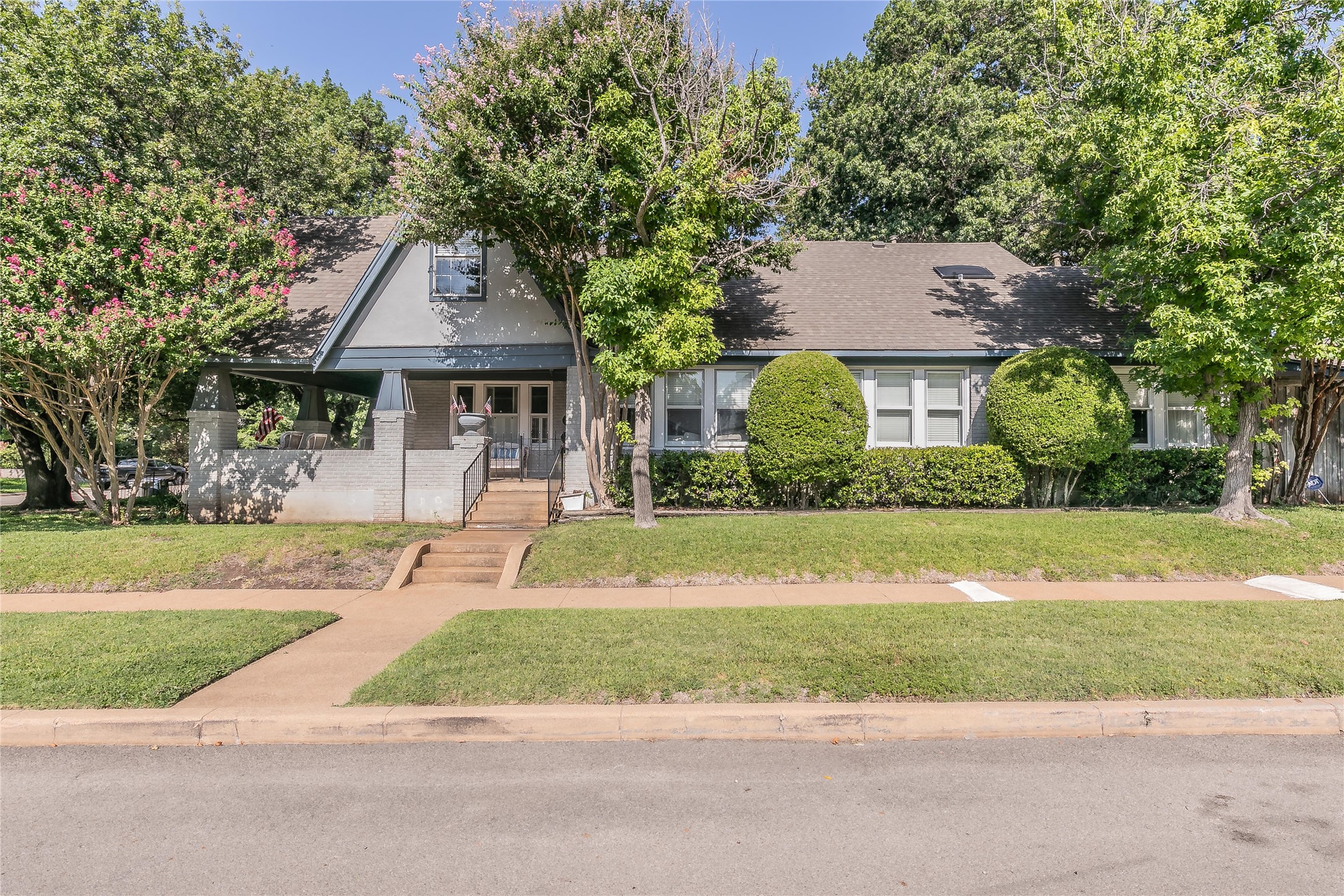4700 Lafayette Avenue Fort Worth TX 76107