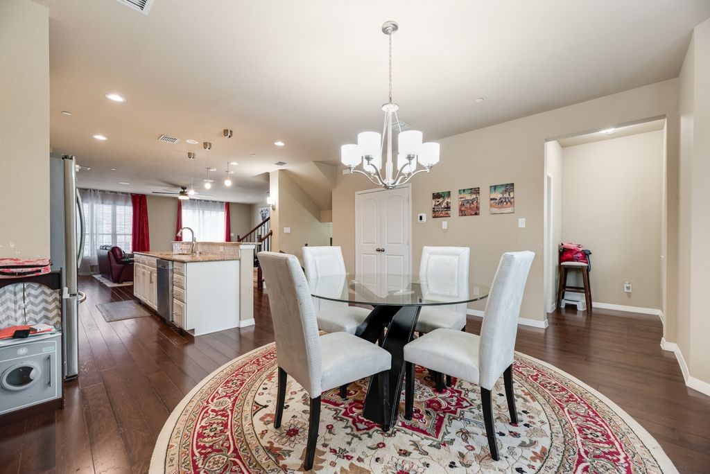 3895 Asbury Lane Addison TX 75001