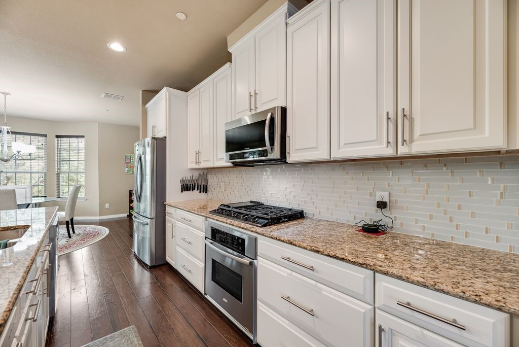 3895 Asbury Lane Addison TX 75001