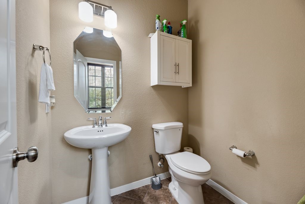 3895 Asbury Lane Addison TX 75001