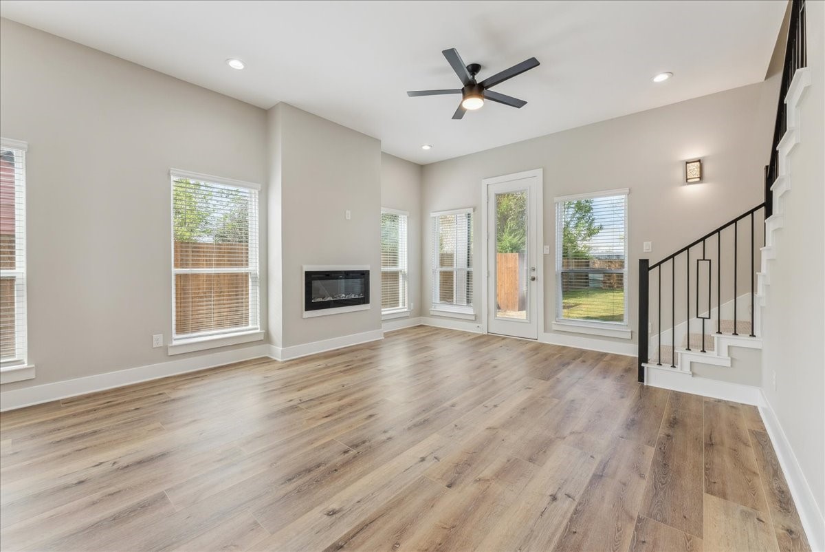 2811 Harston Street Dallas TX 75212