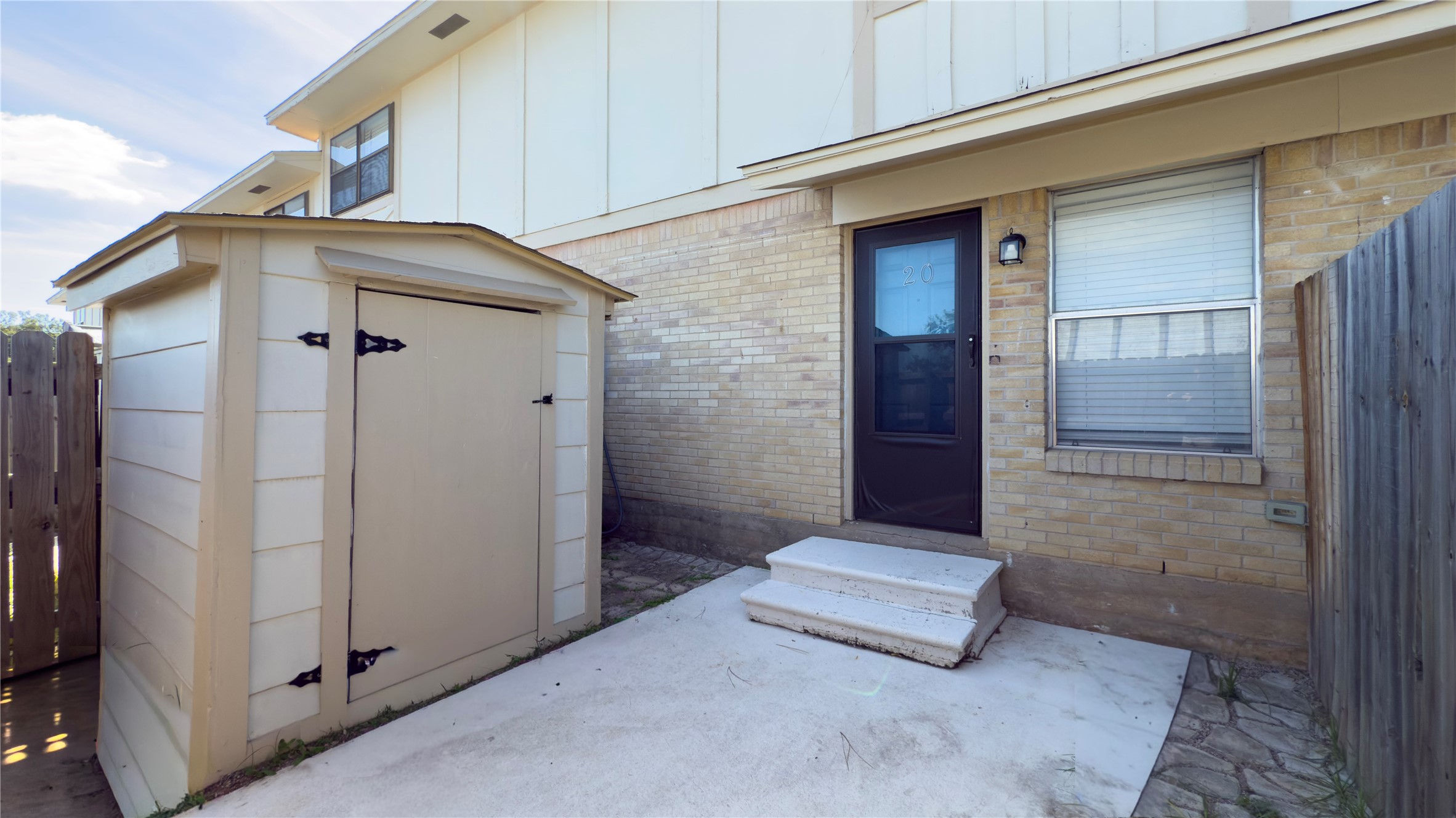 1905 W Morton Street Denison TX 75020