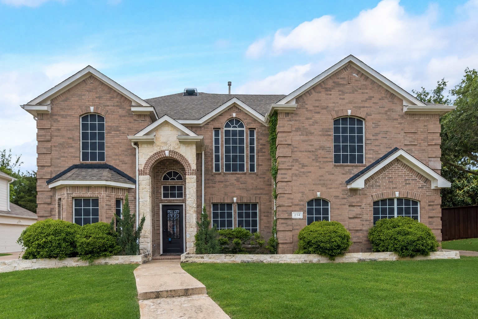 214 Sherwood Drive Murphy TX 75094