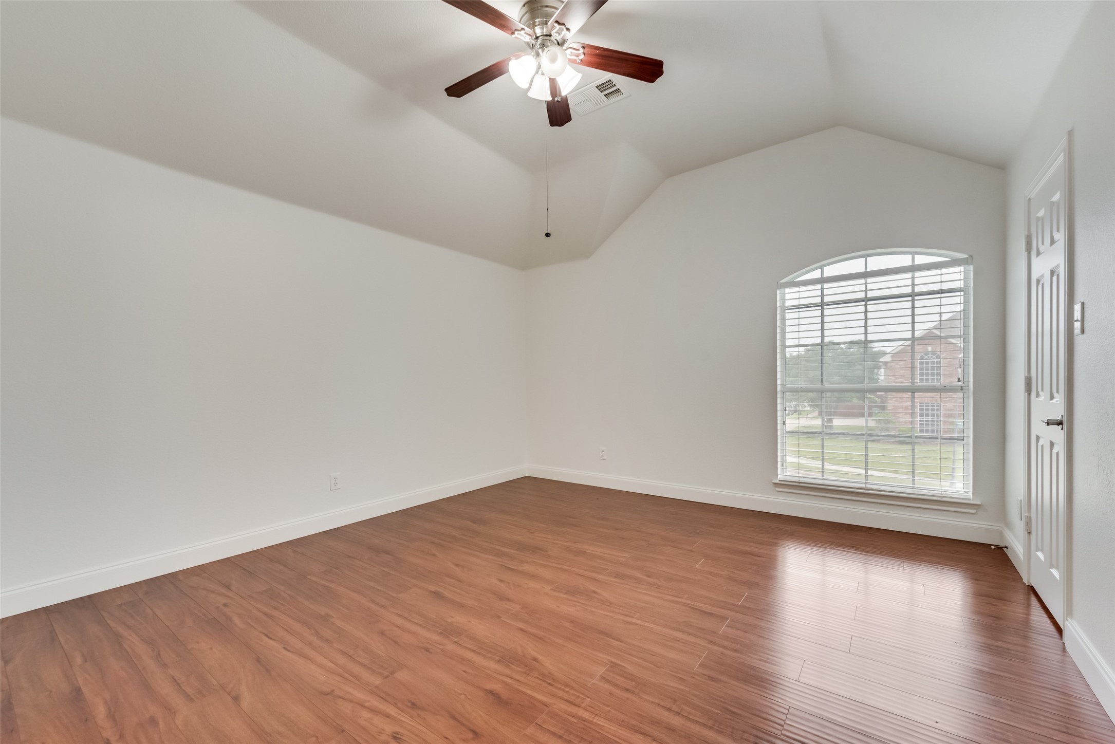 214 Sherwood Drive Murphy TX 75094