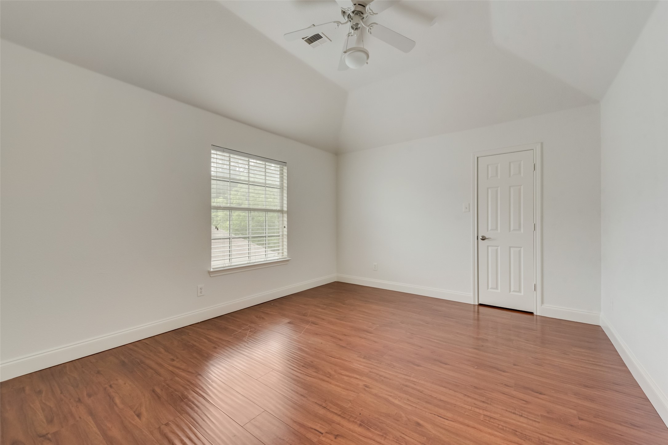 214 Sherwood Drive Murphy TX 75094